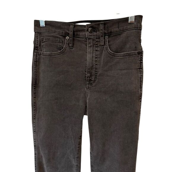 Madewell Stovepipe Jeans in Banberry Wash: Raw-Hem Edition - Picture 4 of 9